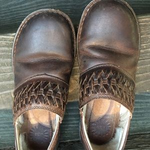 UGG Brown Leather Sheer Lined Shoes, Size 8
